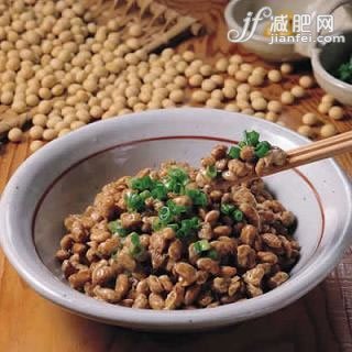 7種食物讓你擁有精緻小v臉