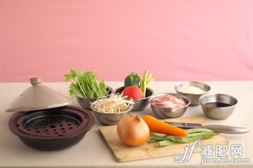 食品,影棚拍攝,蔬菜,案板,攝影_561129745_Fresh Asian ingredients_創意圖片_Getty Images China