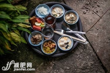 飲食,食品,餐盤,碗,給予_533654743_A little bit of everything_創意圖片_Getty Images China