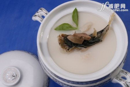 瘦小腹魚湯