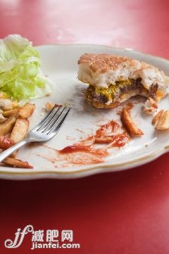 飲食,食品,室內,叉,盤子_92290136_fries on a plate_創意圖片_Getty Images China