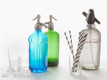 瓶子,蘇打,蘇打水,攝影,蘇打水瓶_567158581_Seltzer Bottles_創意圖片_Getty Images China