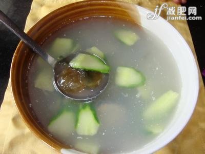 皮蛋黃瓜湯