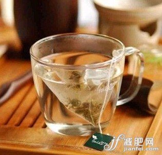 每天八杯花草茶幫你減肥排毒