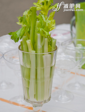 夏天吃什麼最瘦 低熱量食品告訴你