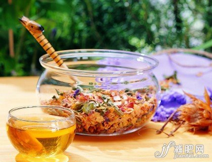 DIY中藥減肥茶 排毒去油月瘦10斤