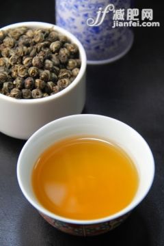 飲食,容器,影棚拍攝,熱飲,茶葉_498162667_Oolong tea_創意圖片_Getty Images China